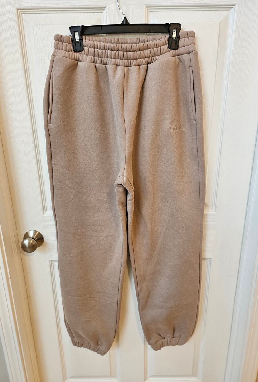 Comfrt Good Days Ahead Jogger Sweatpants Women’s Large Beige Fleece Lounge